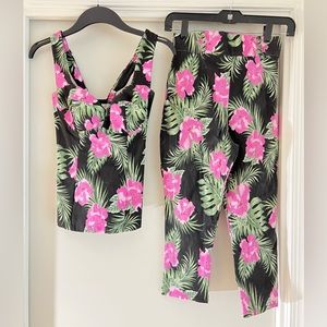 Pinup Girl Clothing Pink Hawaiian Hibiscus Print Set (2 pieces)